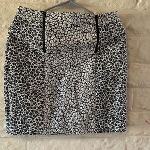 Ann Taylor Petites-Leopard Skirt-Size 4